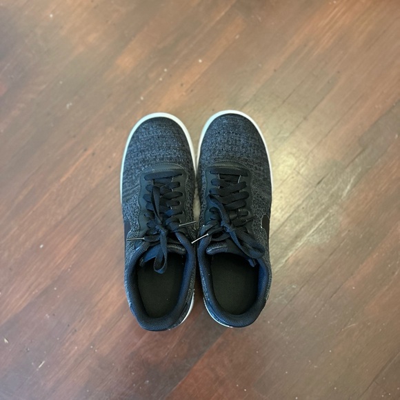 Nike Air Force 1 Flyknit 2.0 - Picture 3 of 3